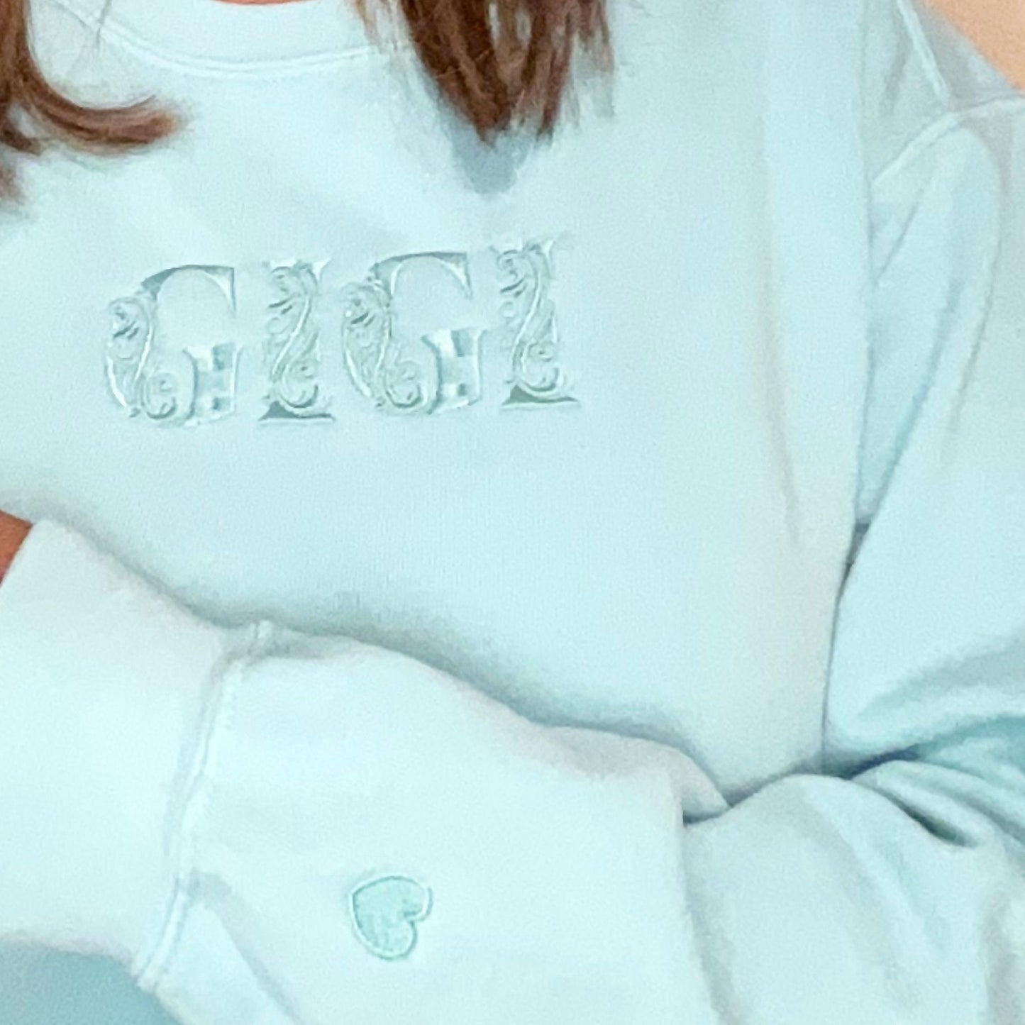 Mama Embroidered Sweatshirt, Custom Mama Shirt With Kids Names, Heart On Sleeve, Pregnancy Reveal Hoodie Gift For New Mom, Mother's Day Gift