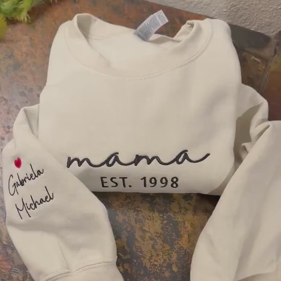 Custom Personalized Embroidered Sweatshirt with Names Gift for Mom on Mother's Day Gildan Crewneck