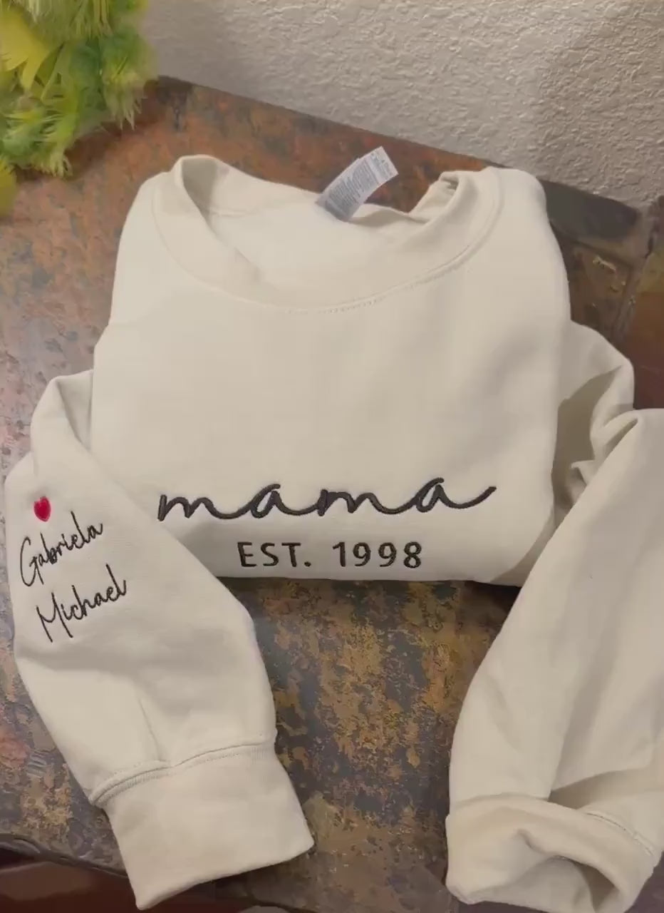 Custom Personalized Embroidered Sweatshirt with Names Gift for Mom on Mother's Day Gildan Crewneck