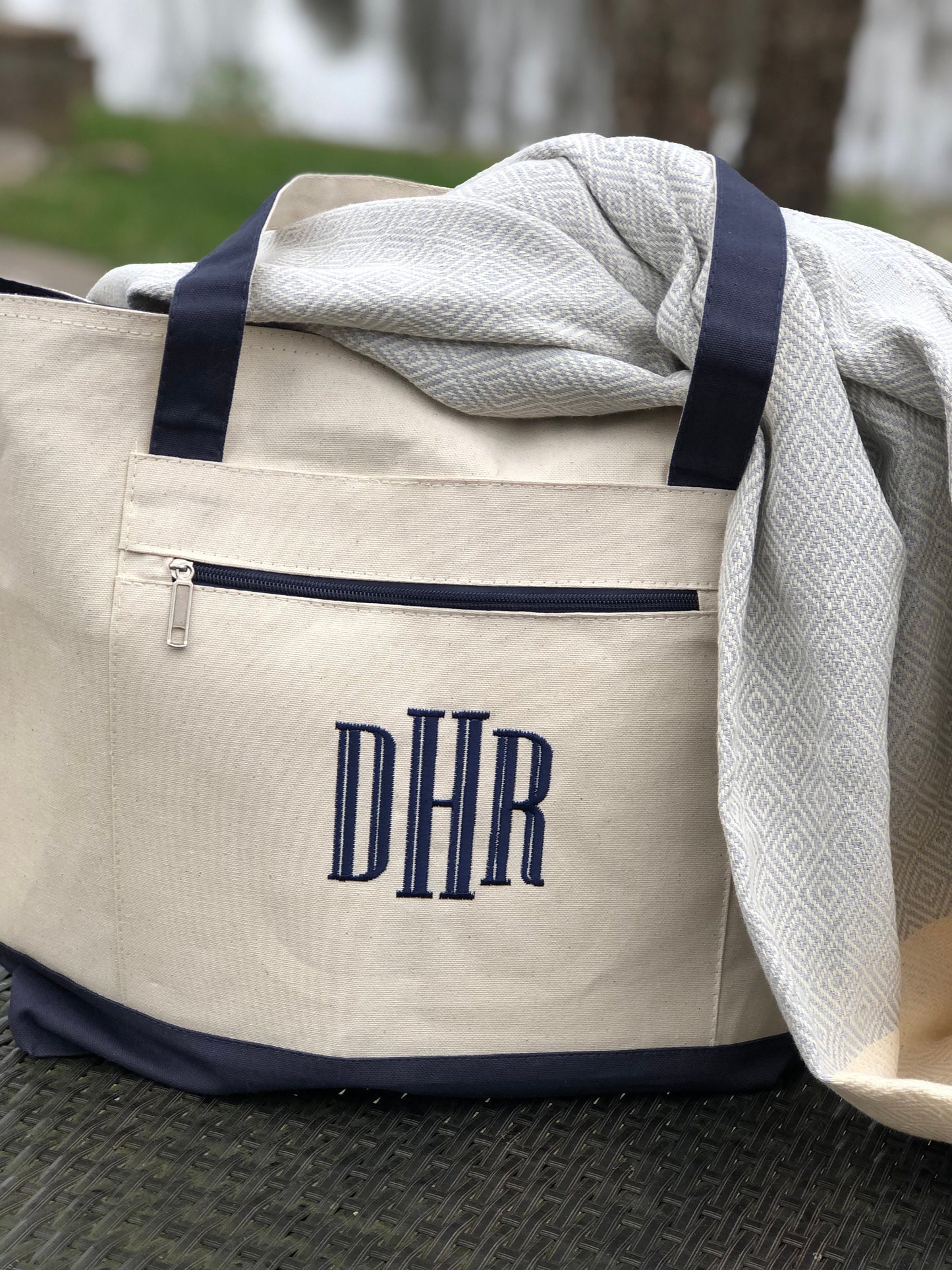 Embroidered Monogrammed Tote Bag with Zipper Pocket